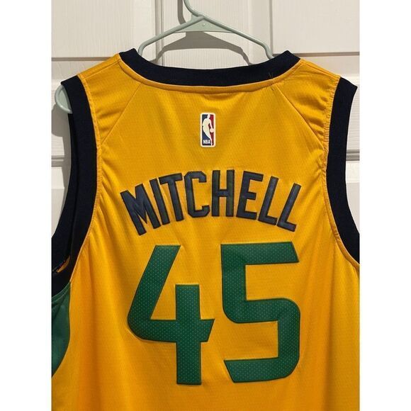 Nike Donovan Mitchell NBA Utah Jazz Green Alternate Swingman Gold Jersey - Picture 2 of 10